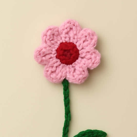 Pink Daisy Crochet Bookmark